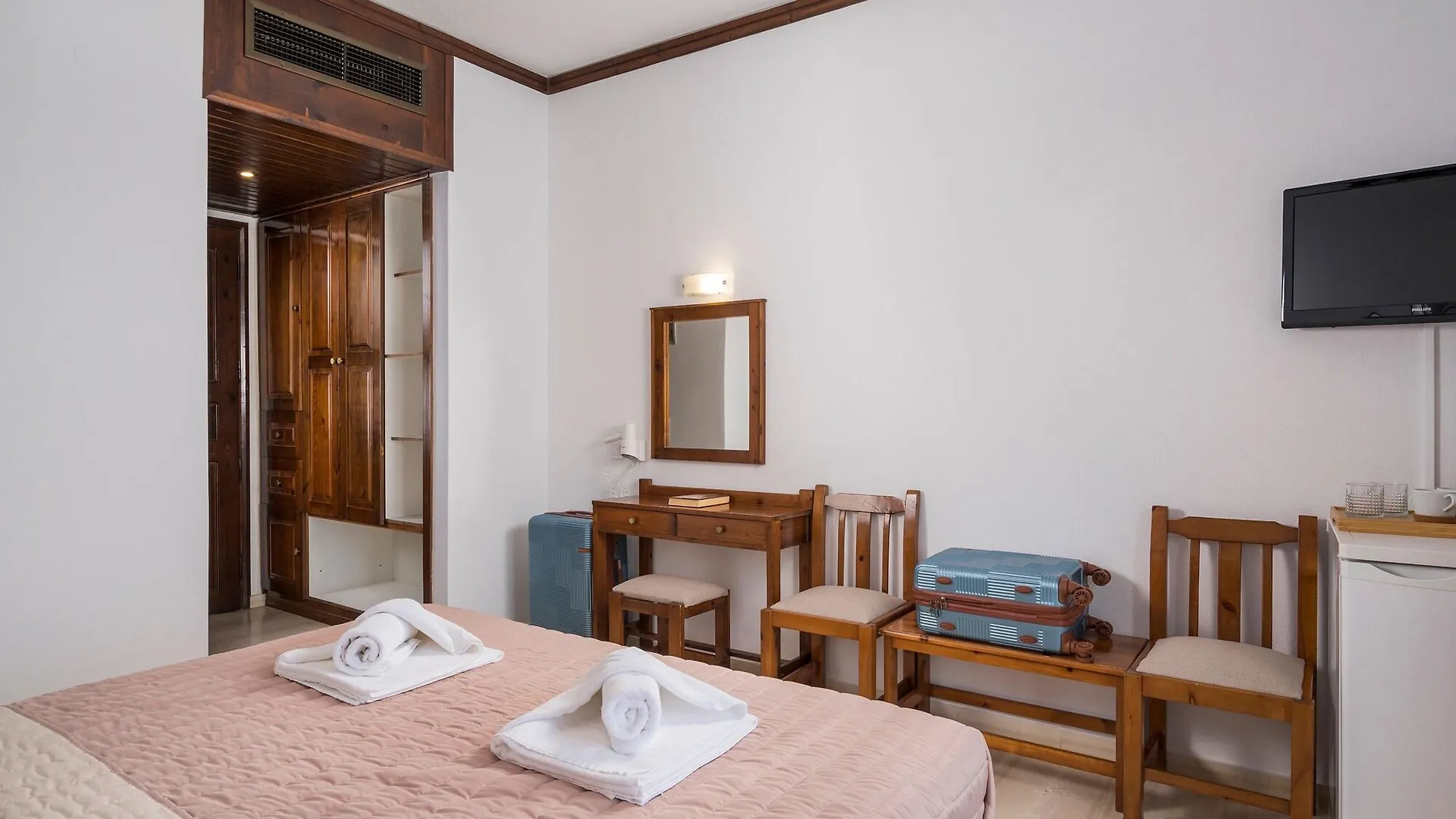 Lena Beach Hotel Kalathas